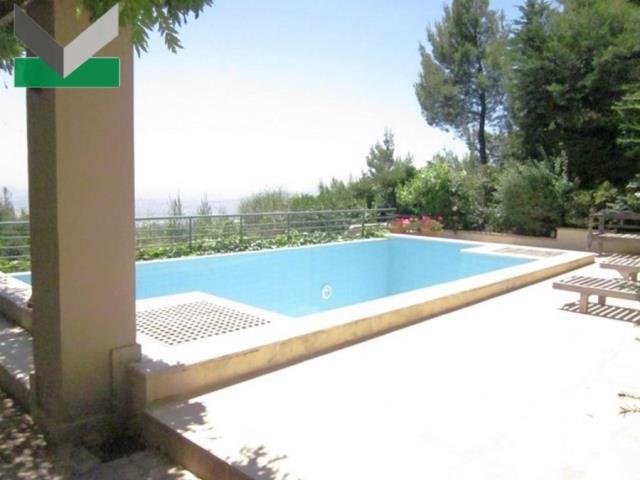 (For Sale) Residential Detached house || East Attica/Thrakomakedones - 500 Sq.m, 5 Bedrooms, 800.000€ 
