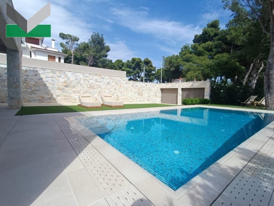 (Προς Πώληση) Κατοικία Μονοκατοικία || Ανατολική Αττική/Θρακομακεδόνες - 355 τ.μ, 4 Υ/Δ, 1.100.000€ 